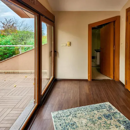 Nature Villa